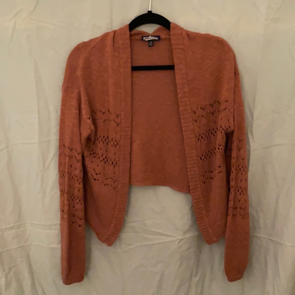 Dark rose pink cropped cardigan, size M